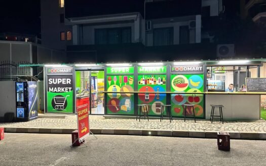 Отдава се под наем напълно оборудван и разработен супермаркет в Свети Влас до Марина Диневи.